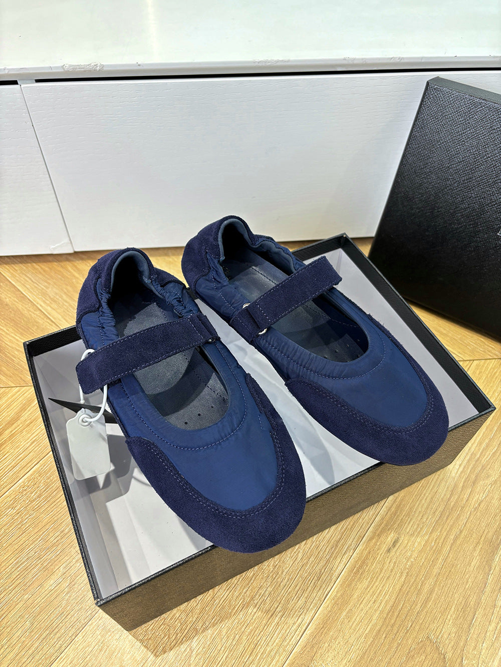 Women's Channel Version Triangle Mark Velcro Mary Jane Lightweight Soft Sole Slippers