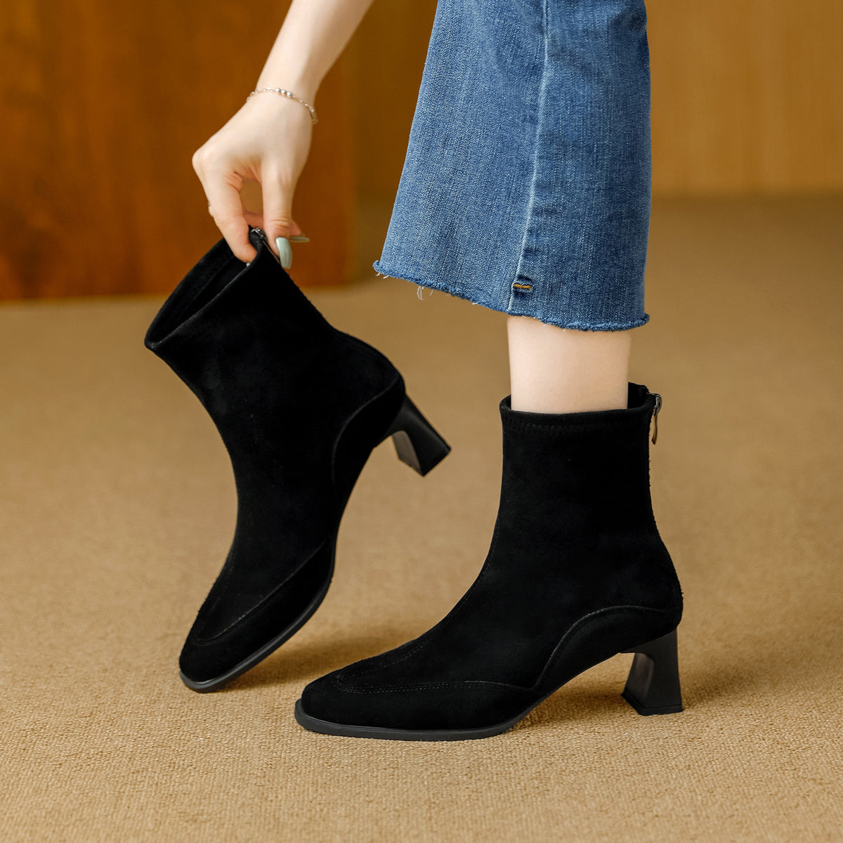 Women's Stretch Thin Suede British Style Square Head Chunky Not Tired Heels