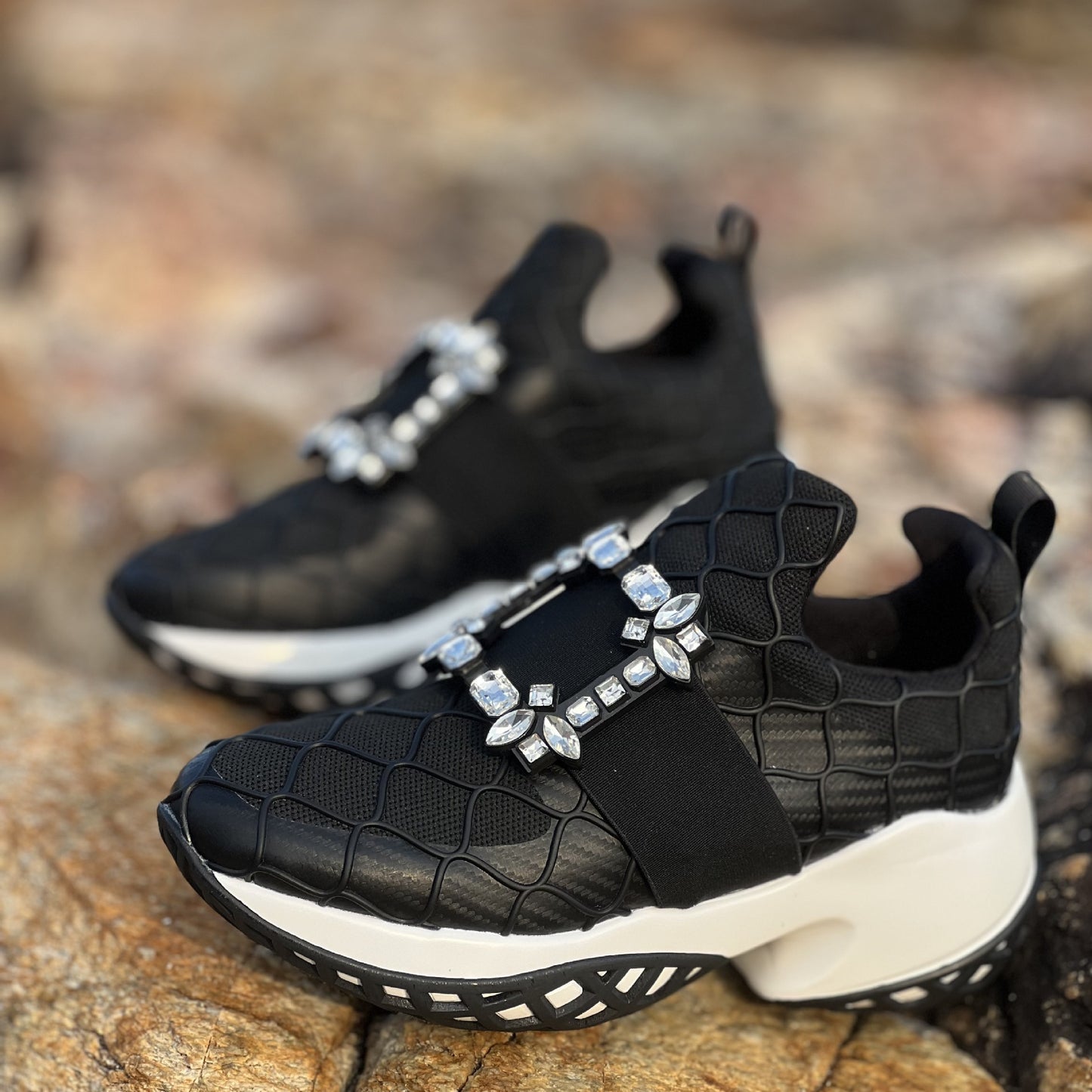 Women's Drill Buckle Wave Platform Increased Flying Sports Casual Shoes