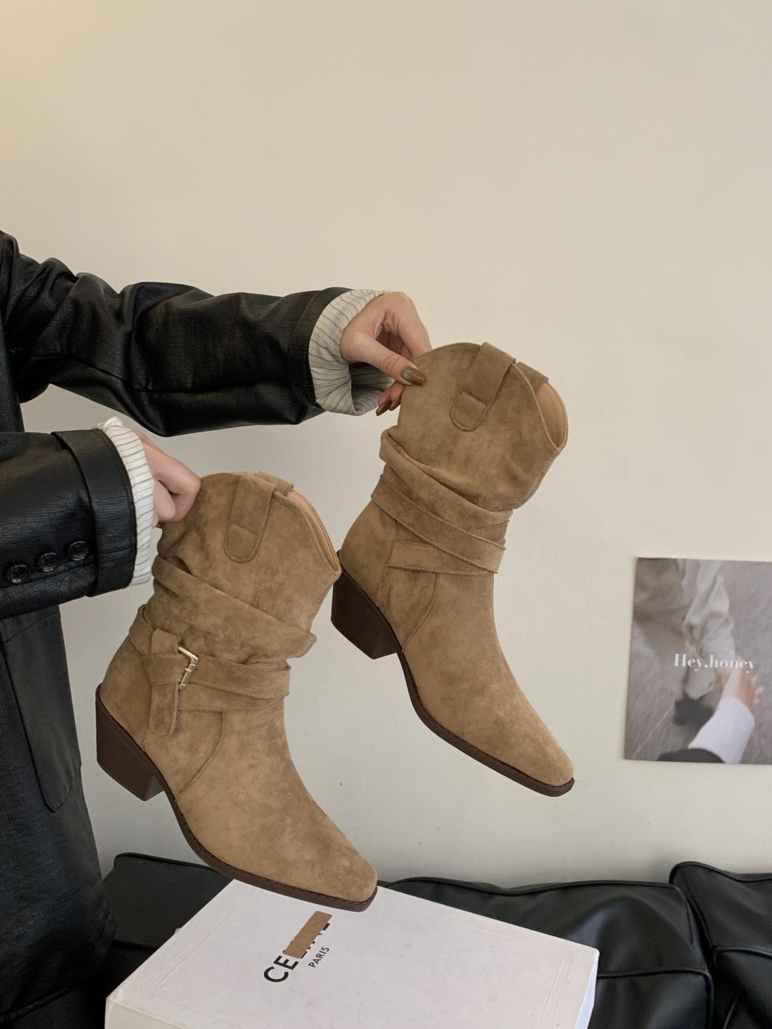 Women's Queen Style Retro Chunky Western Cowboy Autumn Height Increasing Short Women's Leather Boots