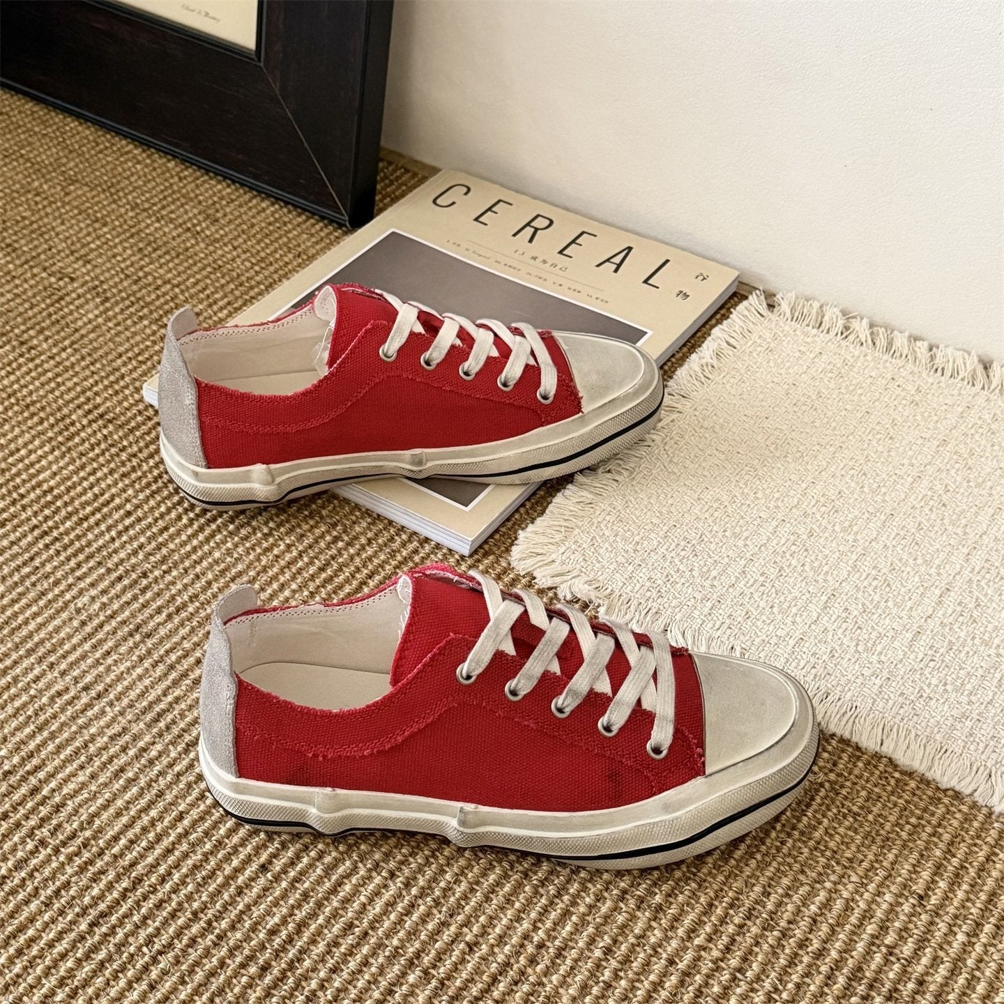 Women's Fashion Versatile Spring Classic Leisure Sneakers