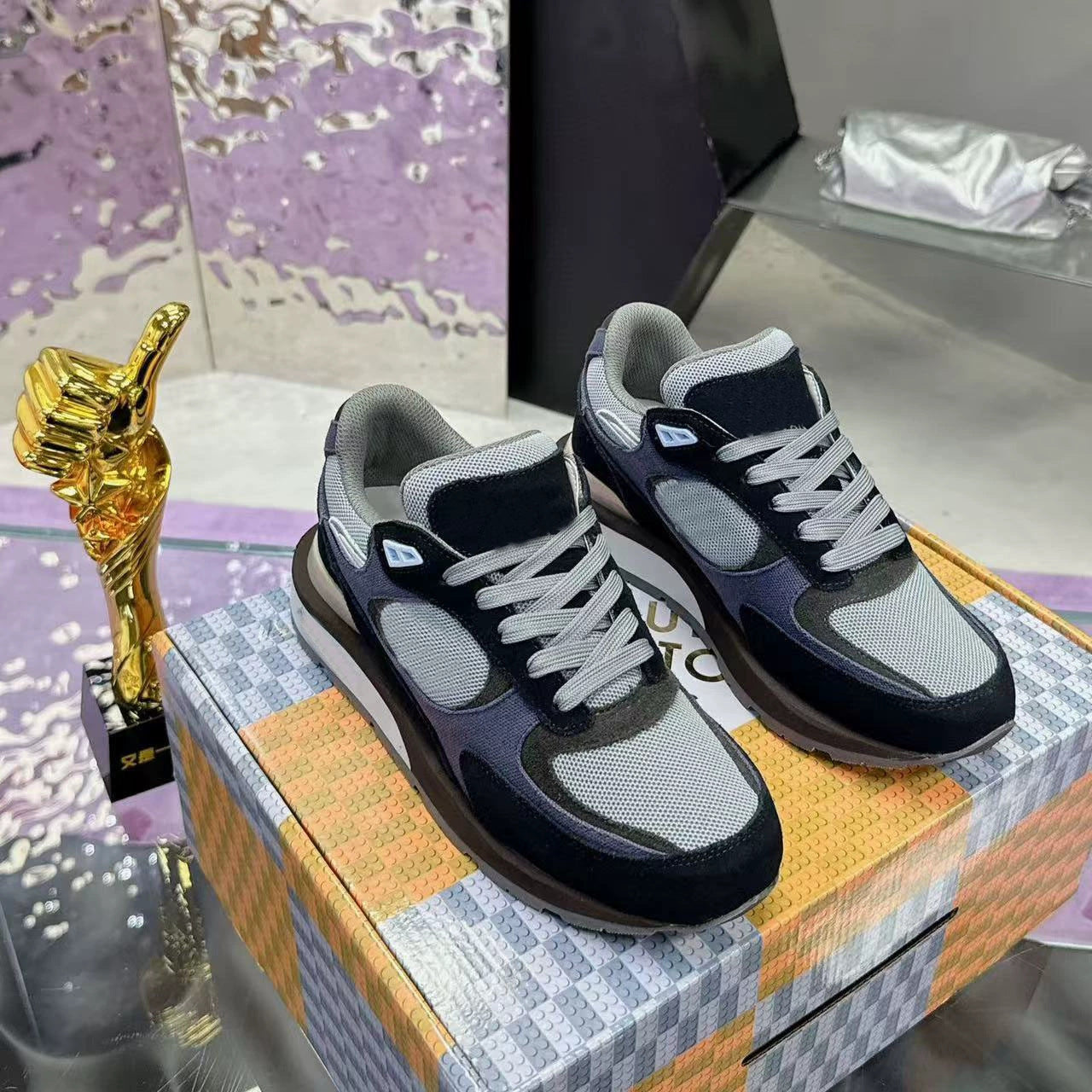 Men's Donkey's High Version Drawer Box Platform Height Increasing Round Sneakers
