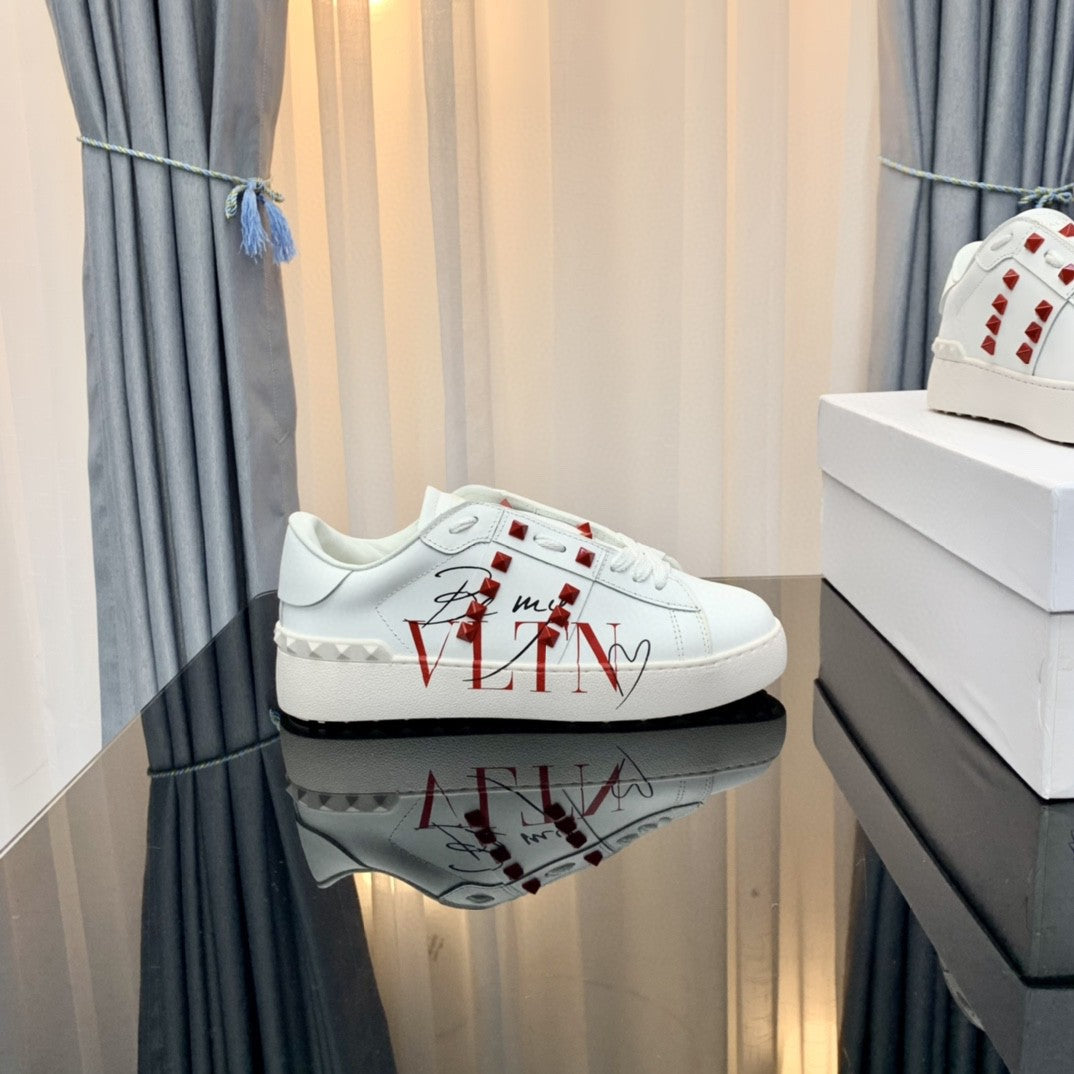 Lovers Versatile White Lightweight Color Matching Sports Casual Shoes