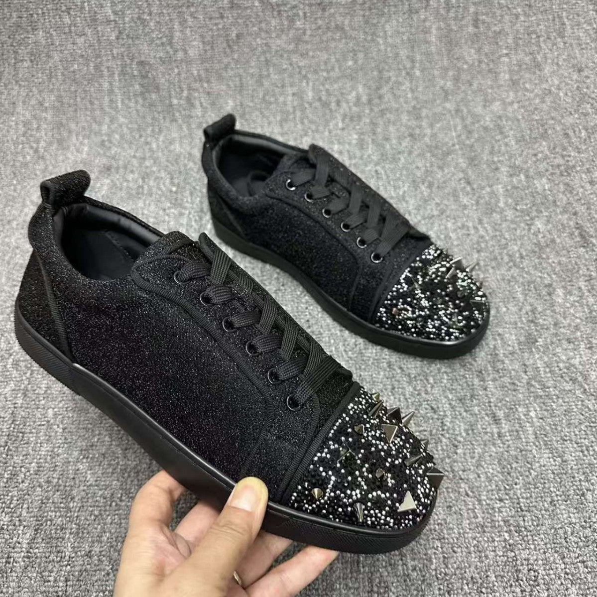 Men's Bottom Low Top Couple Trend Rivet Lace Men's Shoes