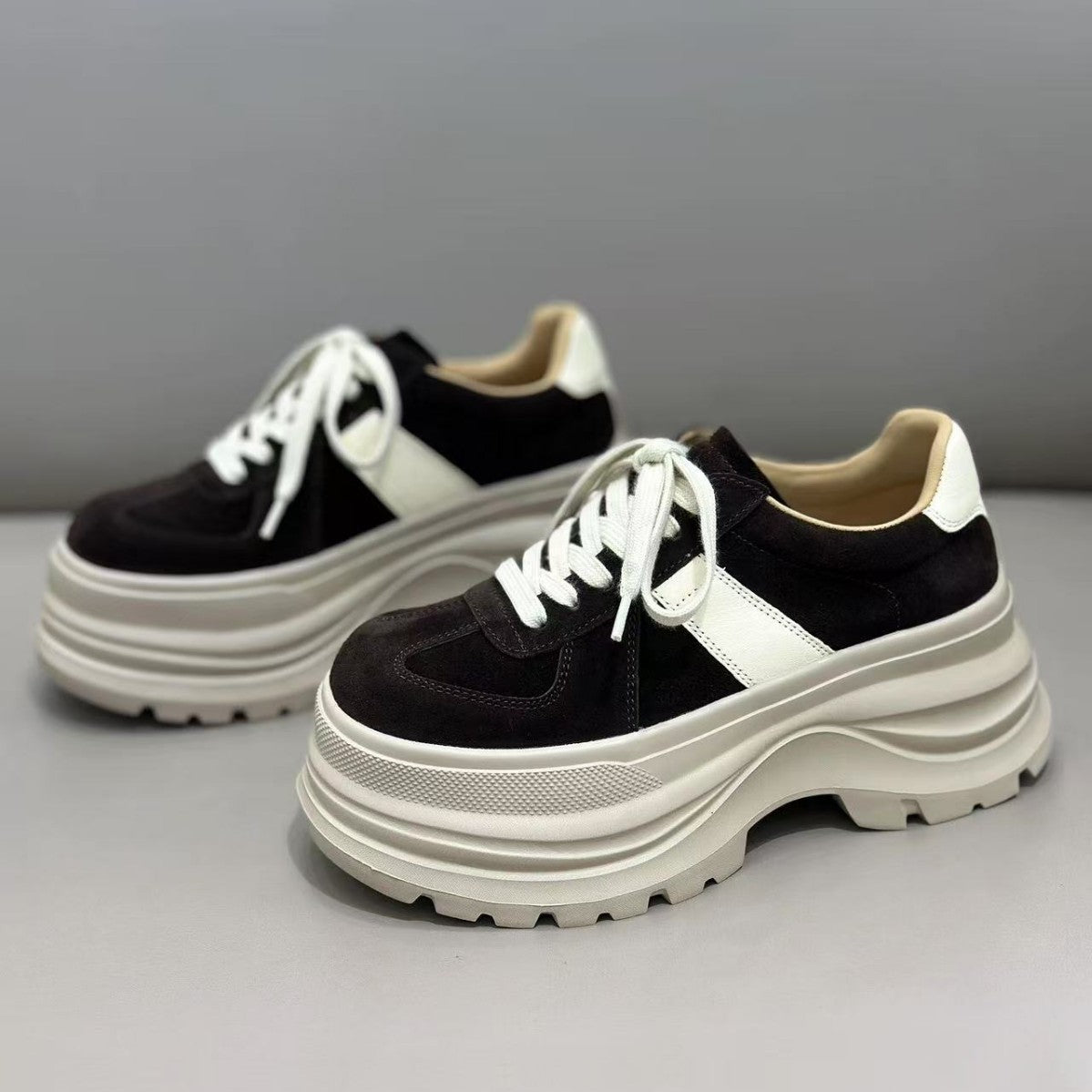 Layer Frosted Comfortable Platform Elevator Wild Board Women's Sports Shoes