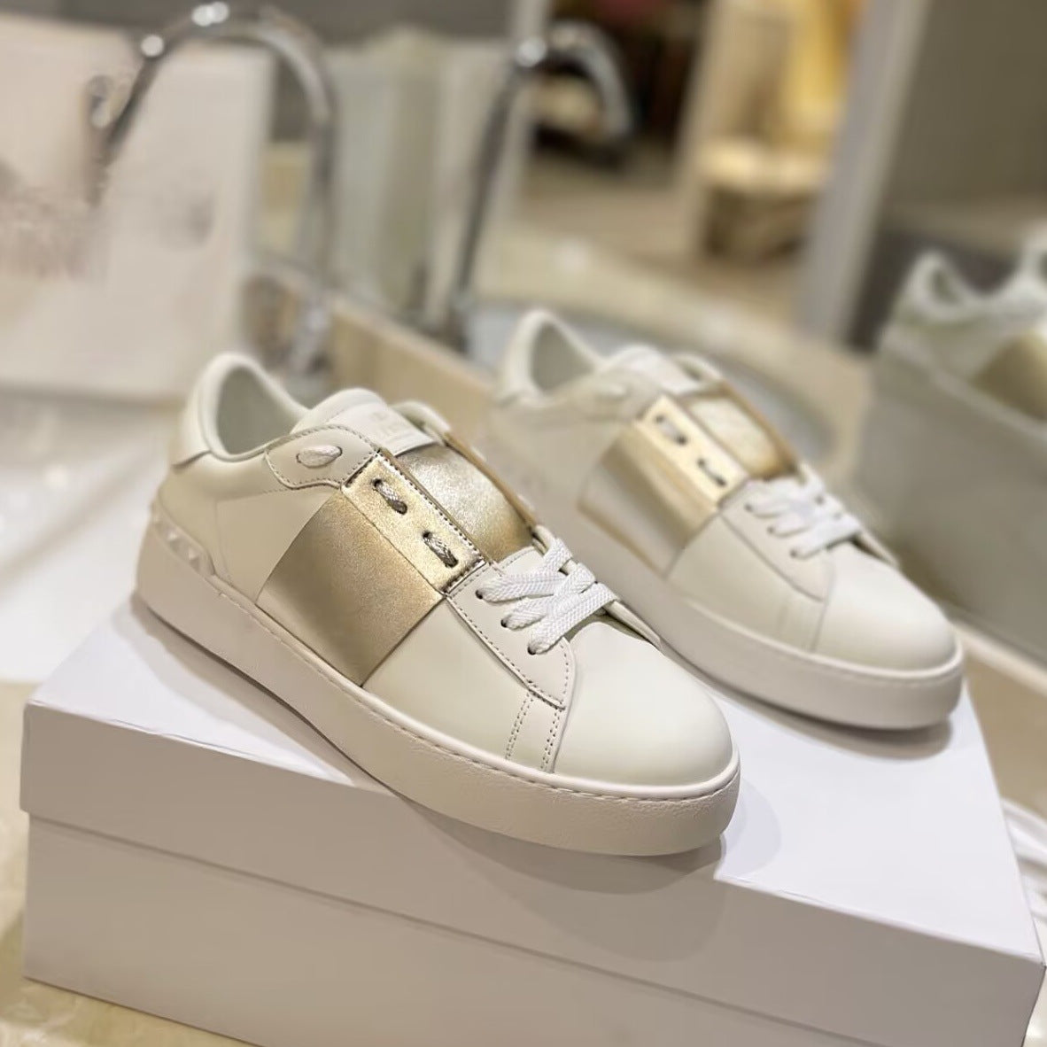 Men's Rivet White Genuine Fashion Trendy Couple Men's Sports Shoes