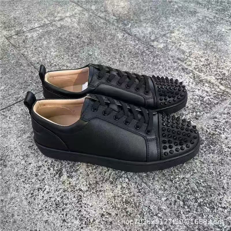 Women's & Men's Rivet Toe Nail Couple Rhinestone Board Men's Sports Shoes