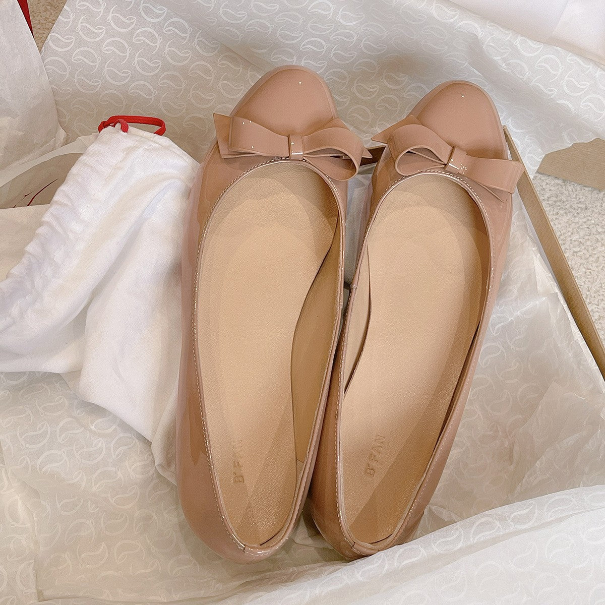 Women's Style Bow Flat Nude Color Round Toe Pumps Height Increasing Women's Fashion Shoes