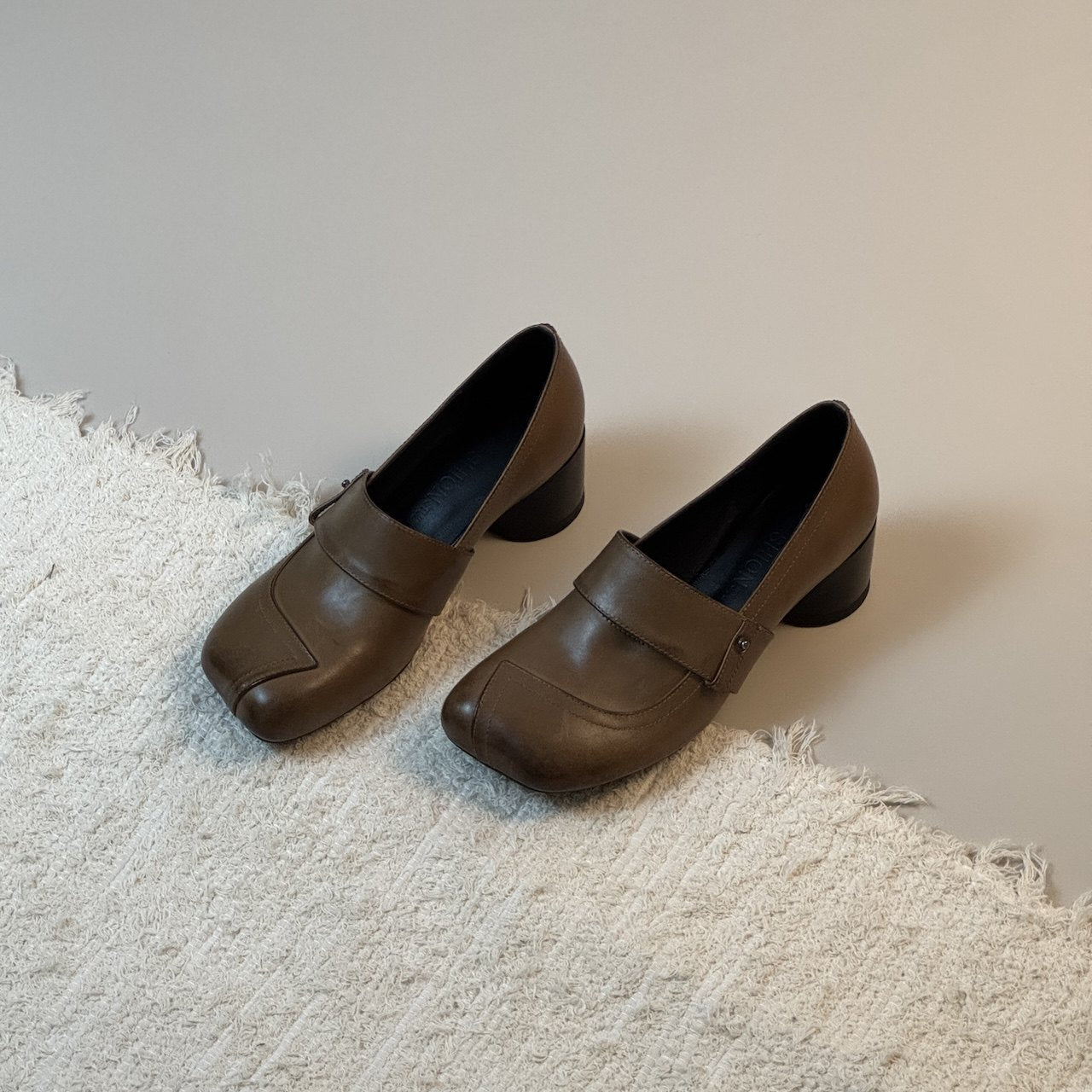 Women's Cowhide Simple Round Bottom High-cut High Women's Fashion Shoes