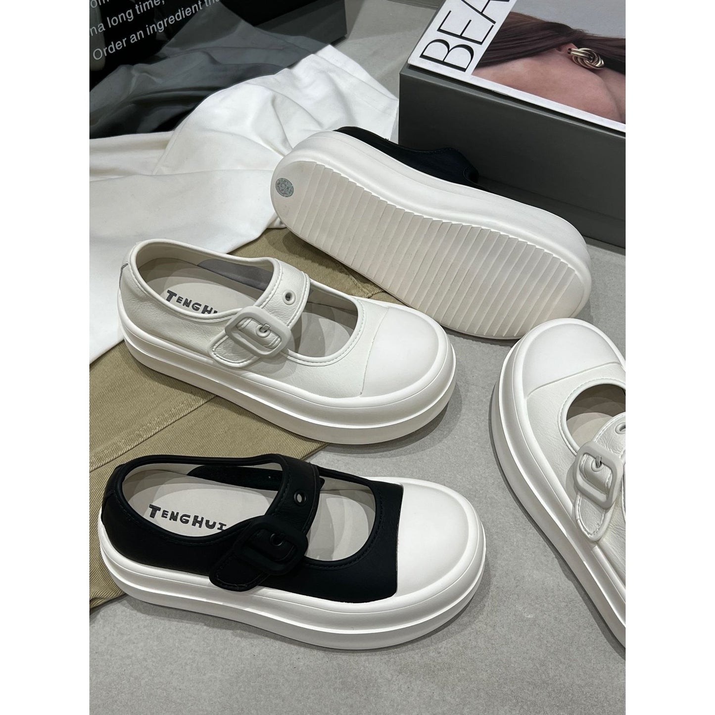 Women's Thick Bottom Heightened Easy Wear Breathable Sports Casual Shoes