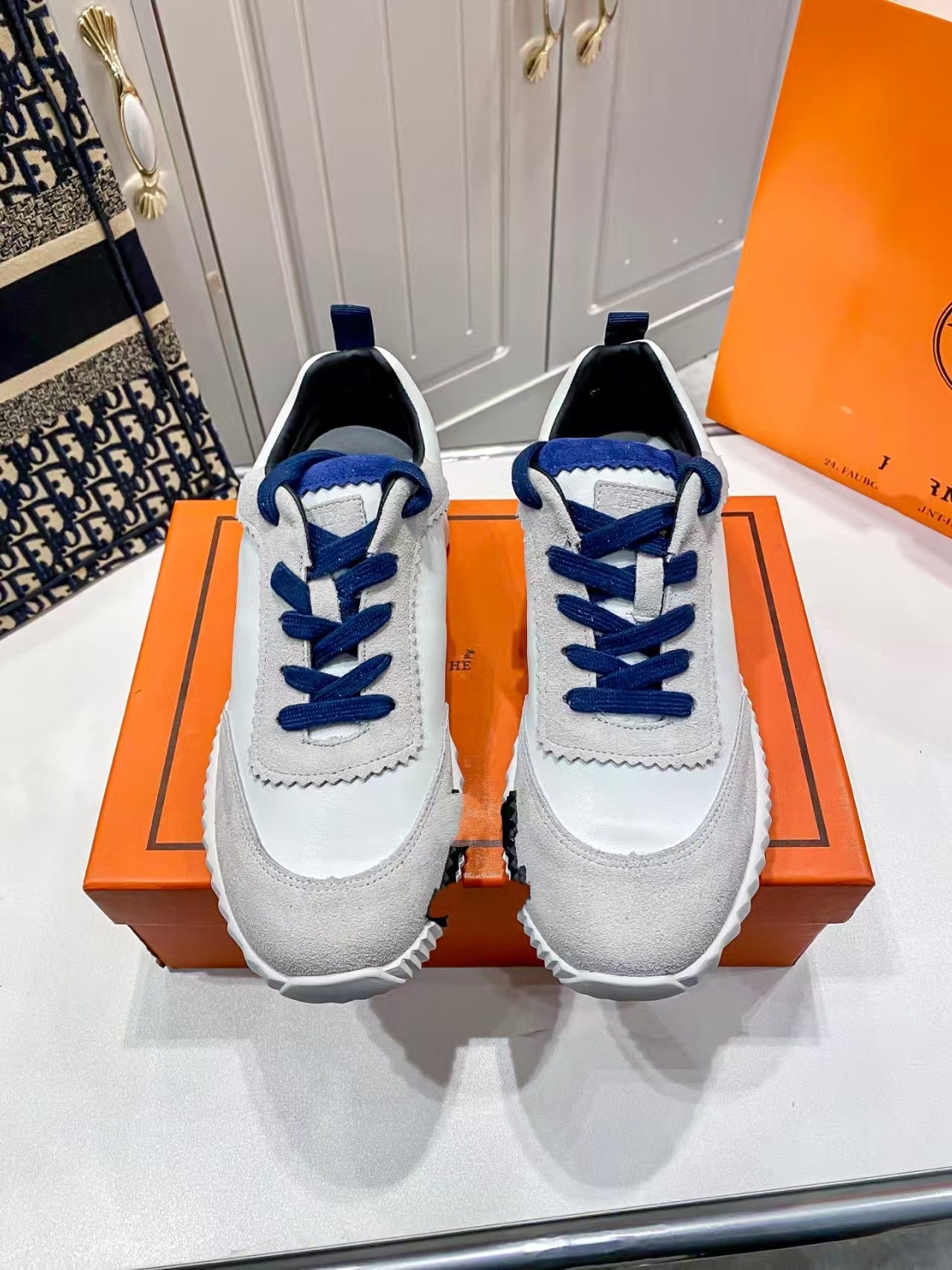 Women's & Men's Genuine Breathable Lace Up Running Casual Shoes