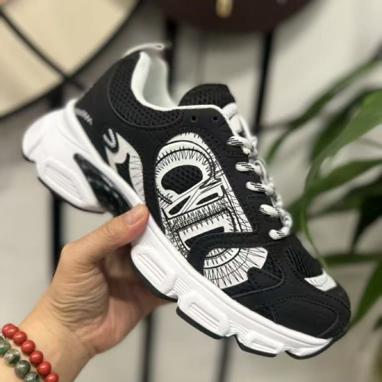 Women's & Men's Couple Fashion Lightweight Running Breathable Comfort Men's Sports Shoes
