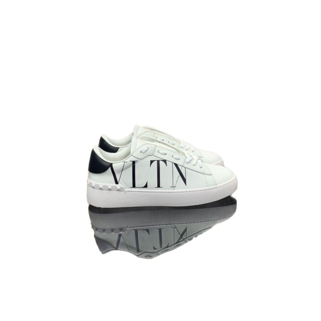 Women's European Goods Spring White Board Luxury Rivet Men's Shoes