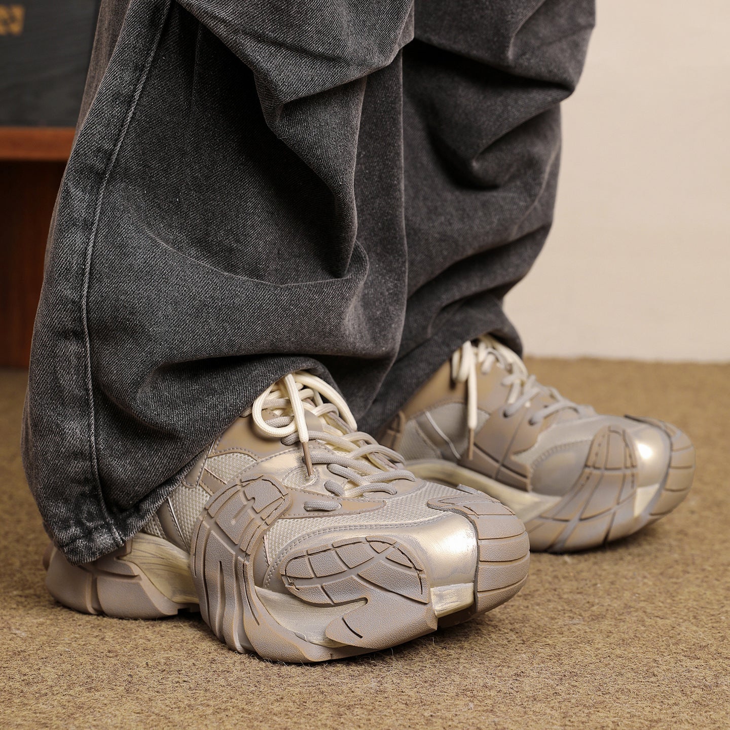 Men's Paris Dad Trendy Light Luxury High-grade Men's Sports Shoes