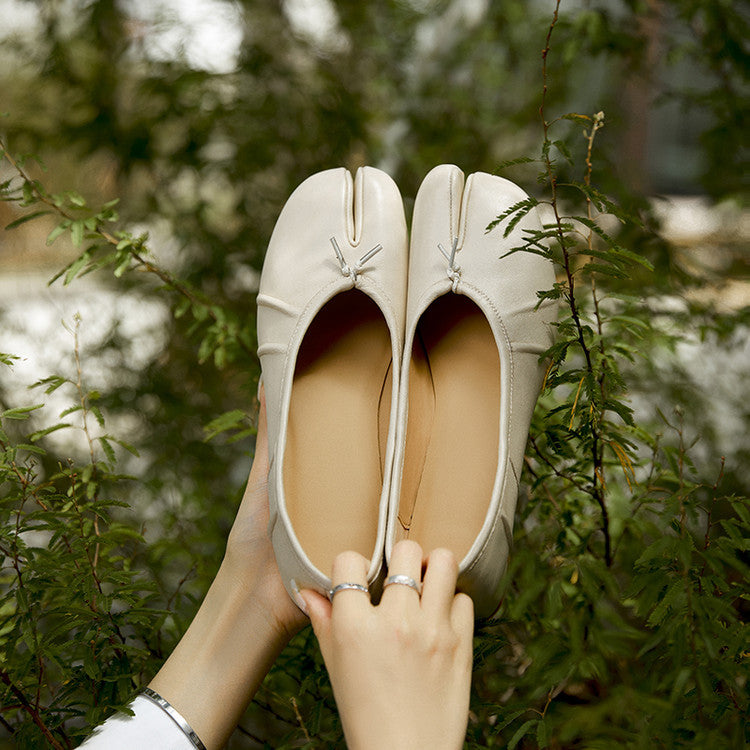 Women's Trotter Pumps Spring Inside Outside Low Comfortable Heels