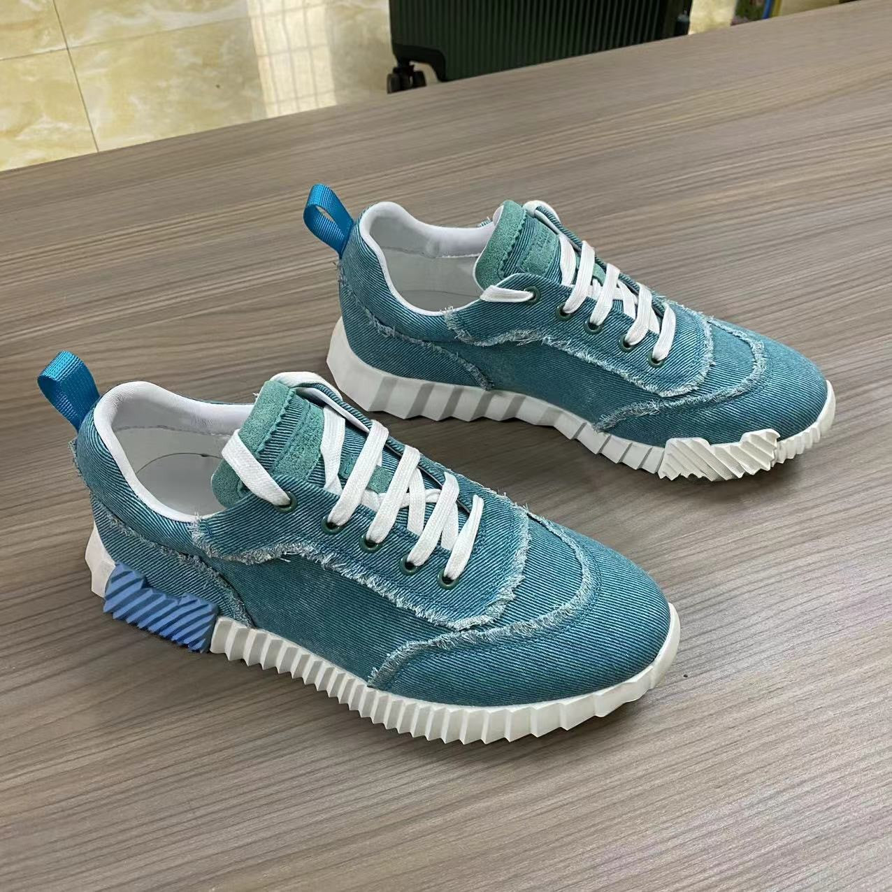 Women's Breathable Mesh Dad Lightweight Comfortable Flats Sneakers
