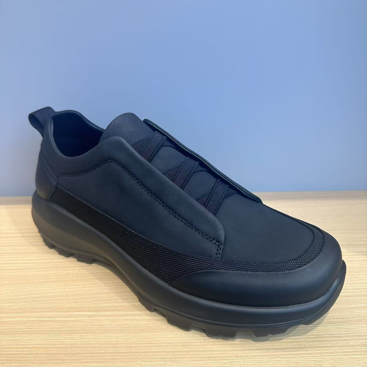 Men's Outdoor Cross Elastic Band Thick Bottom Light Men's Casual Leather Shoes
