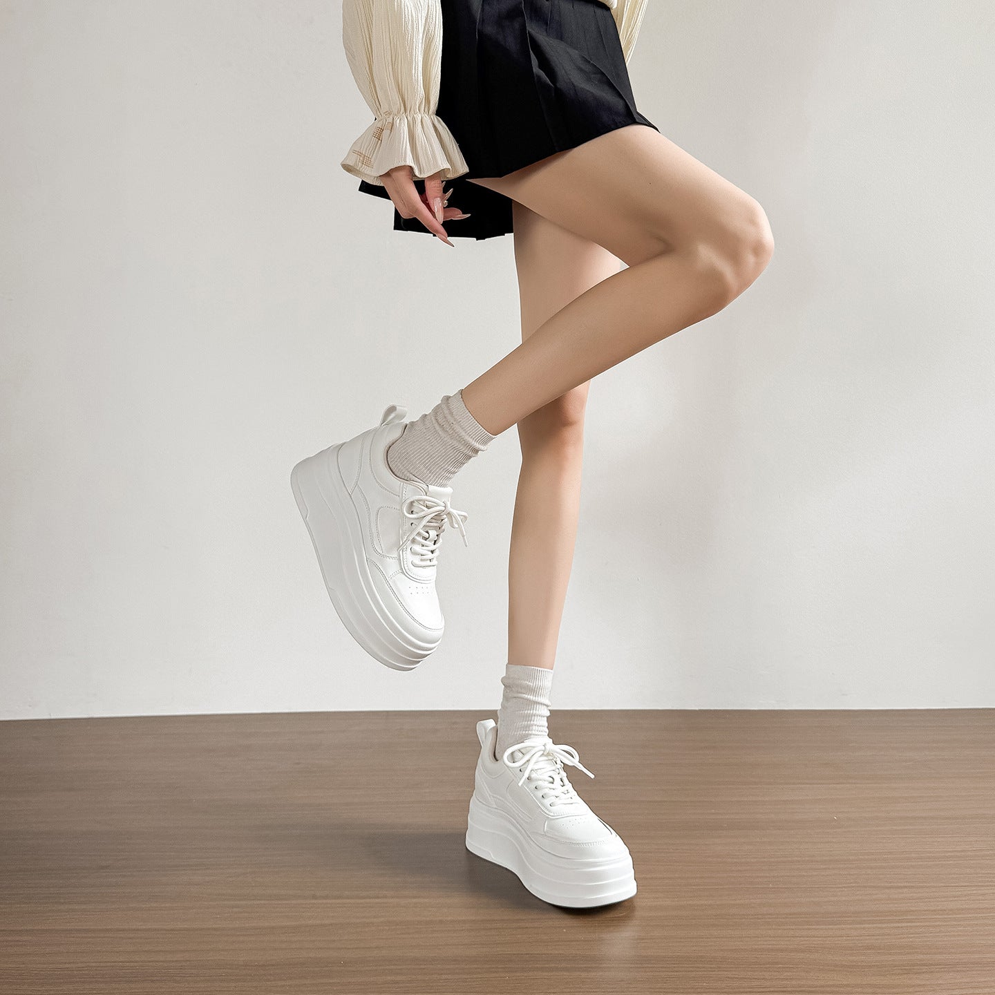 Women's Style Muffin Platform White Small Lightweight Women's Casual Shoes