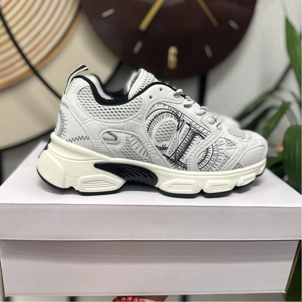Women's & Men's Couple Fashion Lightweight Running Breathable Comfort Men's Sports Shoes