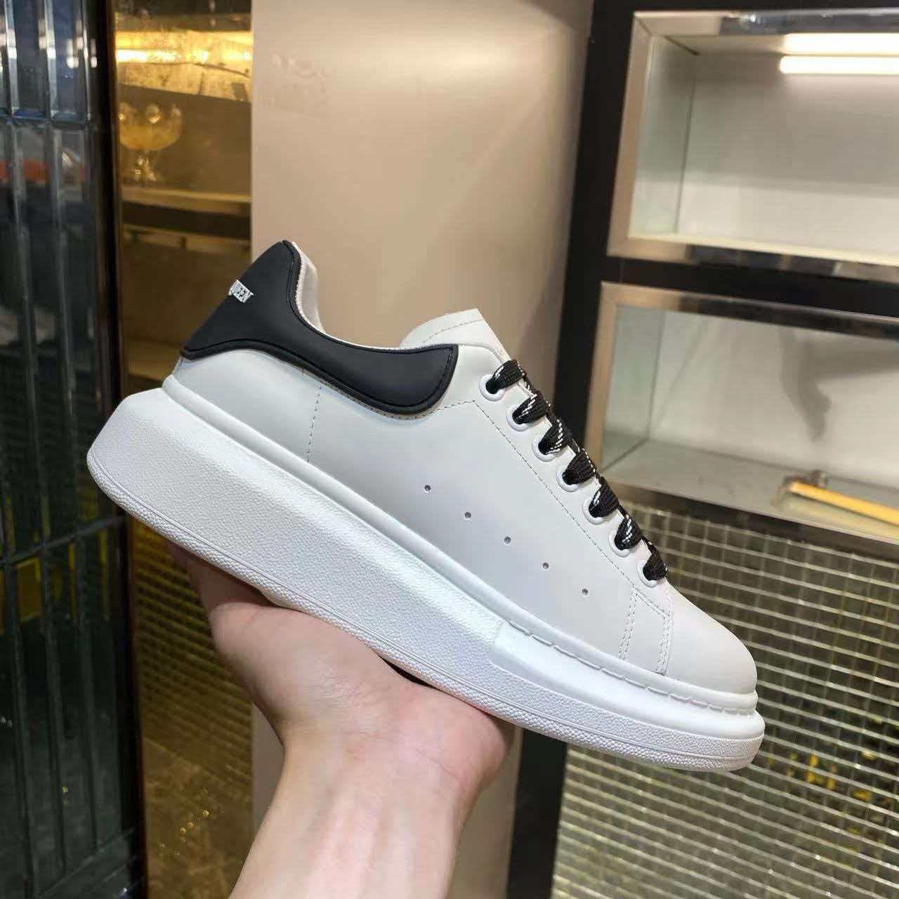 Women's White Genuine Platform Height Increasing Insole Sports Casual Shoes