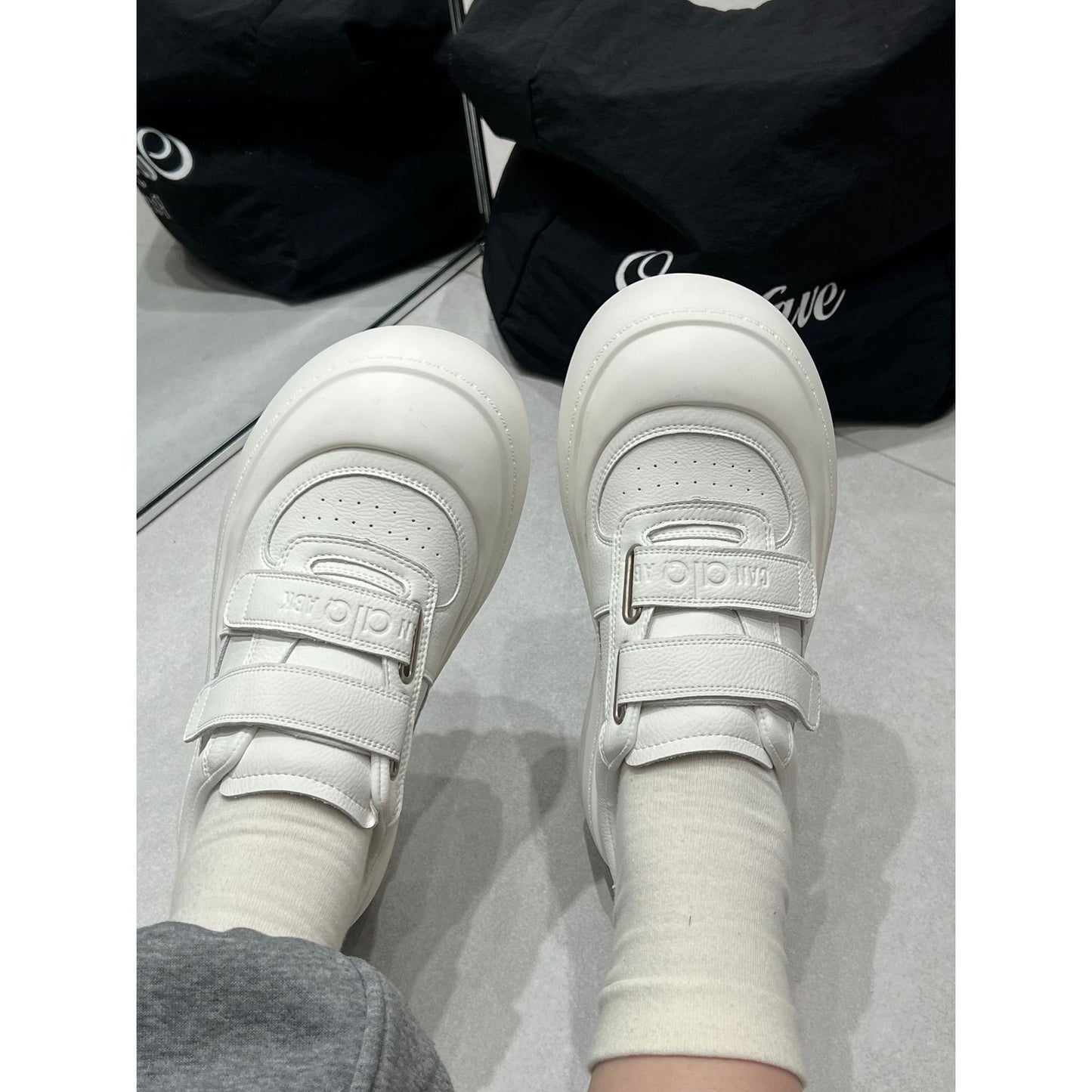 Women's Spring Velcro Thick Sole Increased Comfort Sports Casual Shoes