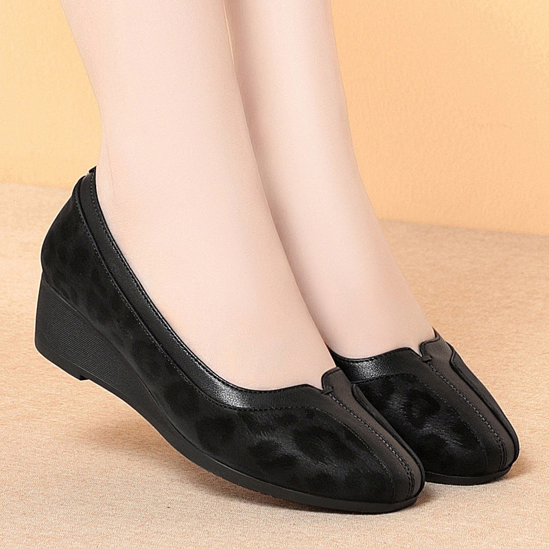 Women's Genuine Pumps Leopard Print Low-cut Soft Mom Women's Fashion Shoes
