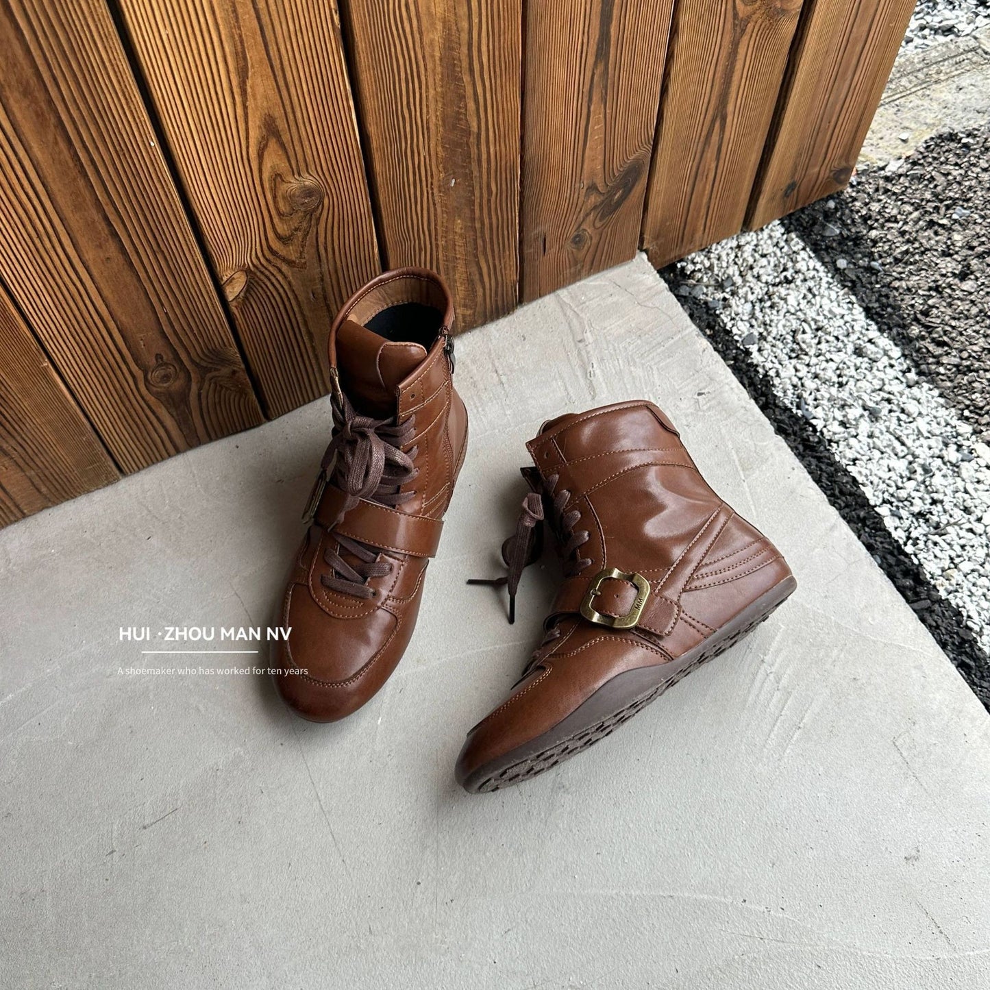 Women's Retro Style Belt Buckle German Training Round Toe Lace Up Women's Sports Shoes