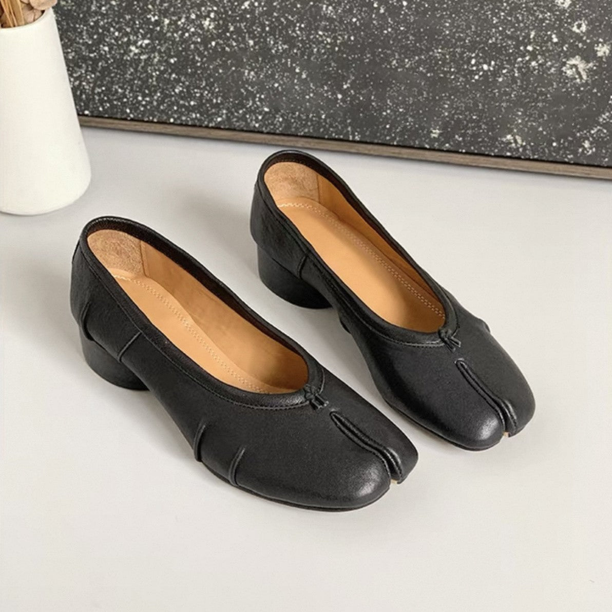 Retro Niche Flat Low-cut Ballet Pumps Female Trotter Horseshoe Mary Women's Fashion Shoes
