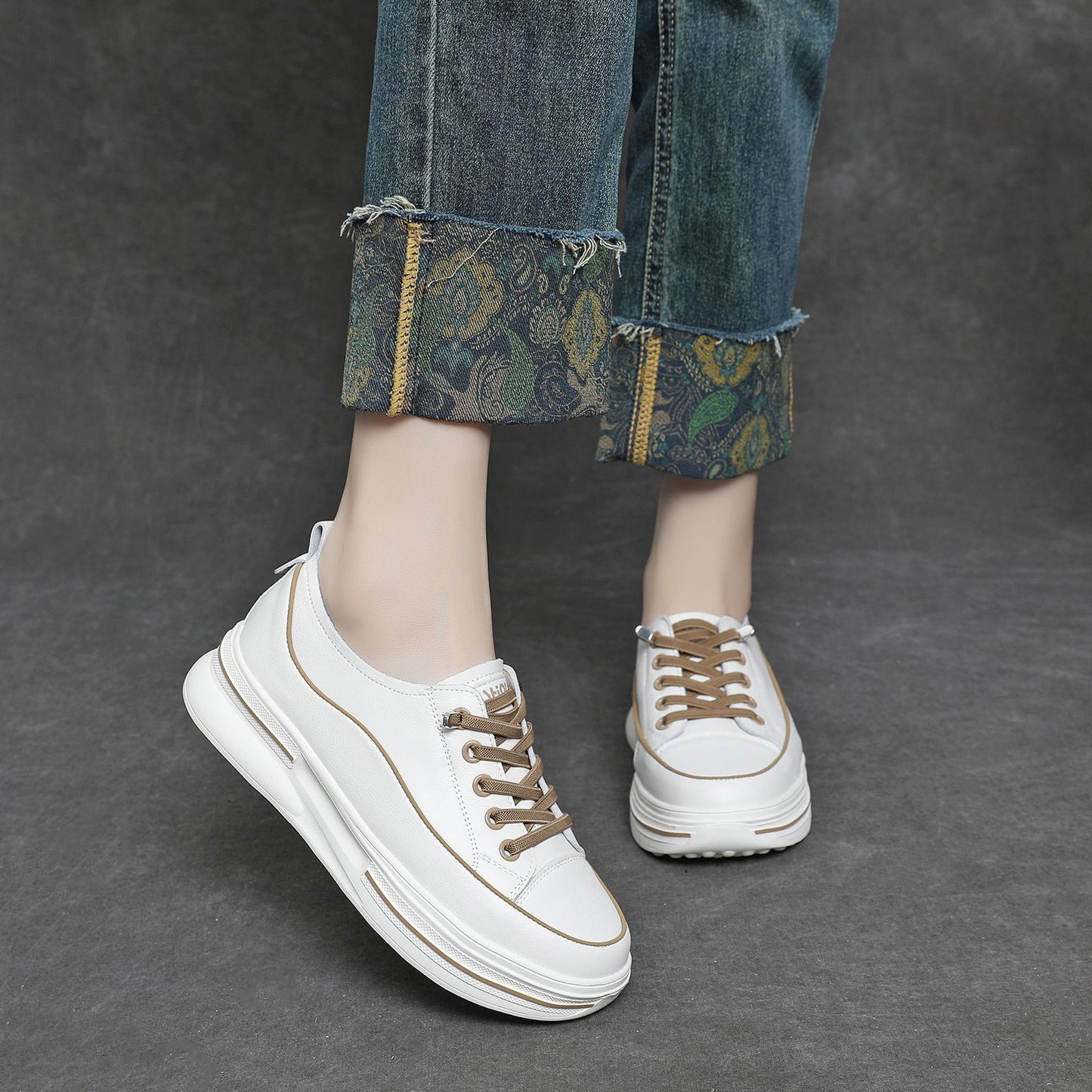 Women's Cowhide Easy Wear Thick Bottom Platform Sneakers