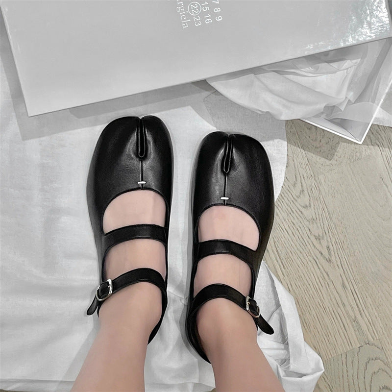 Women's Niche Low Buckle Soft Bottom Sheepskin Mary Heels