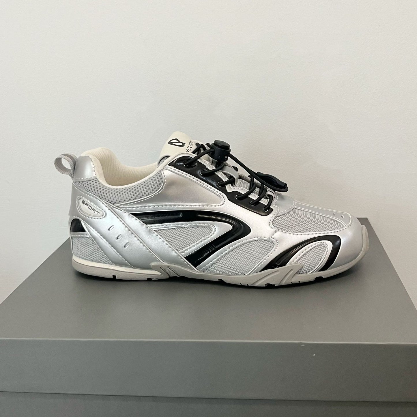 Women's Height Increasing Insole Outdoor Racing Retro Platform American Sneakers