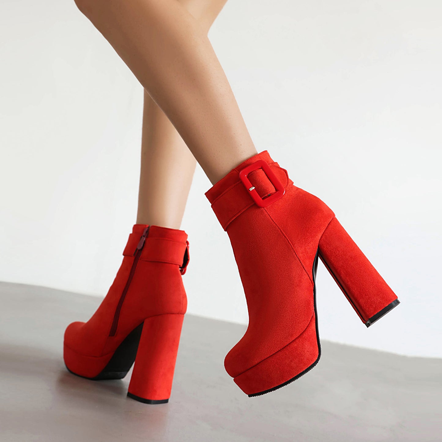 Women's Punk Thick Bottom Waterproof Platform Belt Buckle Women's Leather Boots