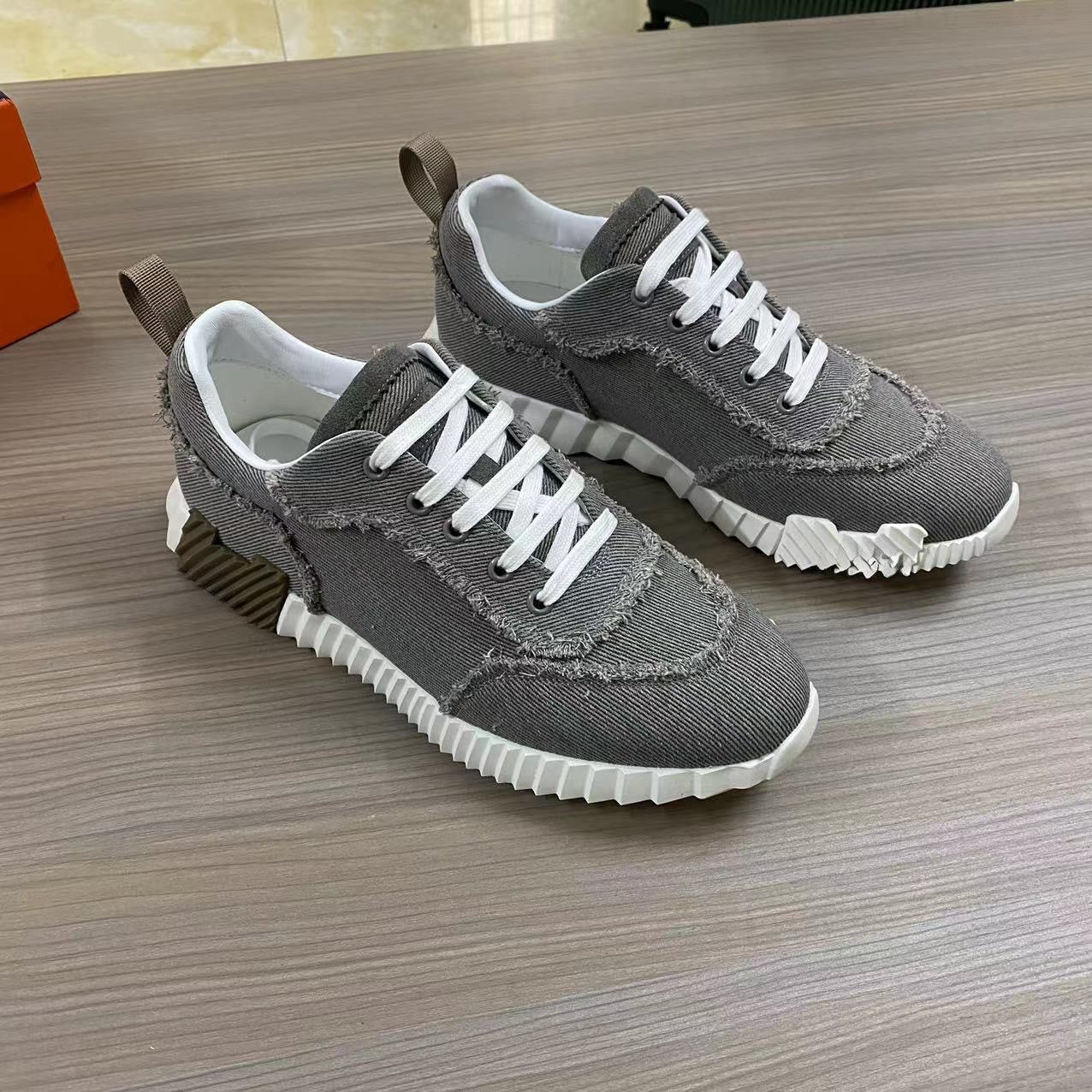 Women's Breathable Mesh Dad Lightweight Comfortable Flats Sneakers
