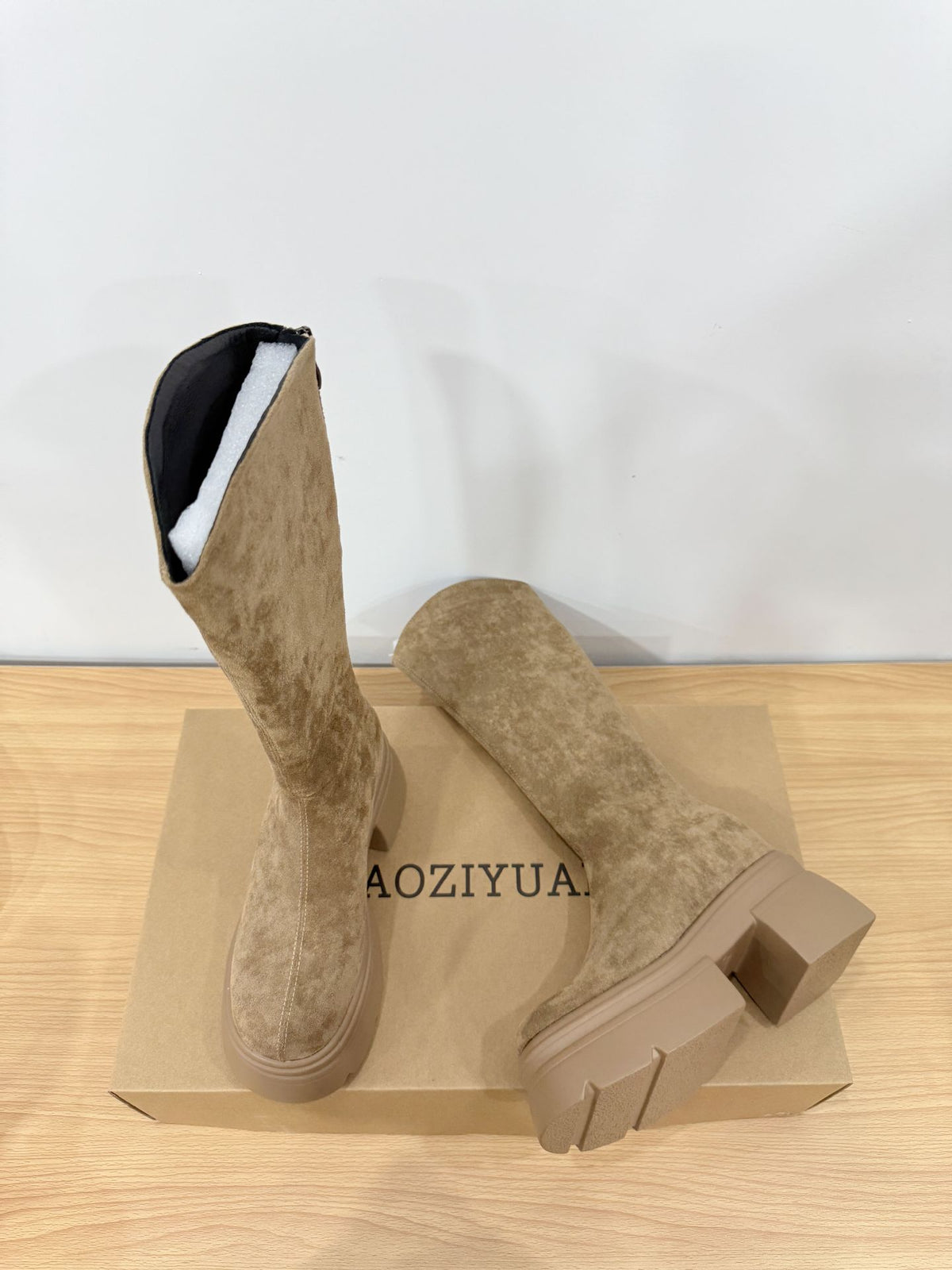 Women's Increasing Insole Slimming V Cut Waste Soil Style Western Cowboy Women's Leather Boots