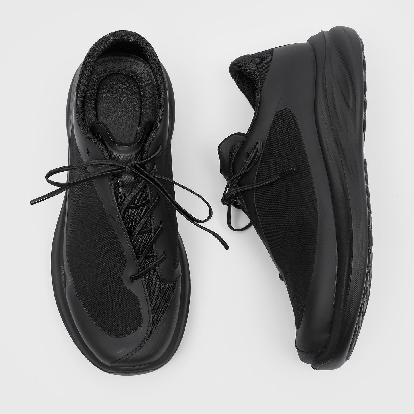Men's Thick Sole Outdoor Climbing Mesh Surface Men's Sports Shoes