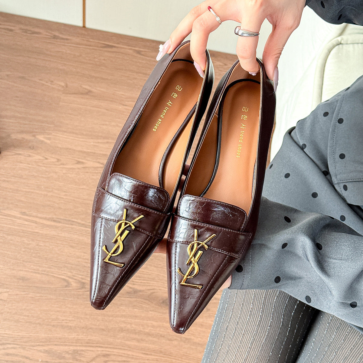 Women's Low Commuter Retro Brown Pointed Toe Pumps Women's Fashion Shoes