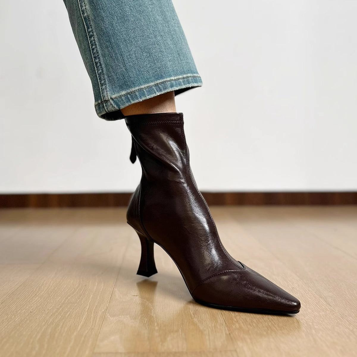 Women's High Pointed Martin Back Skinny Zip Ankle Women's Leather Boots