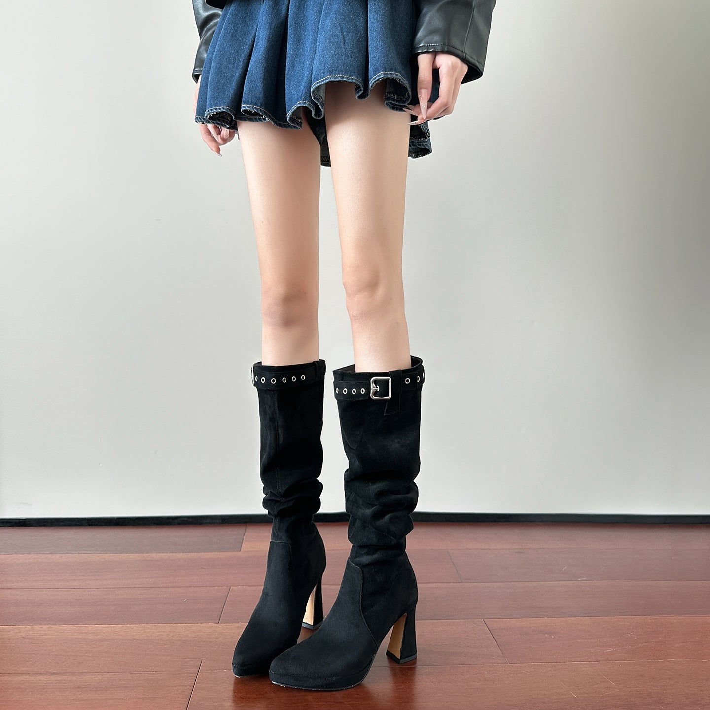 Women's Buckle Pointed Toe Pile Style Female Temperament Chunky Waterproof Platform Women's Leather Boots