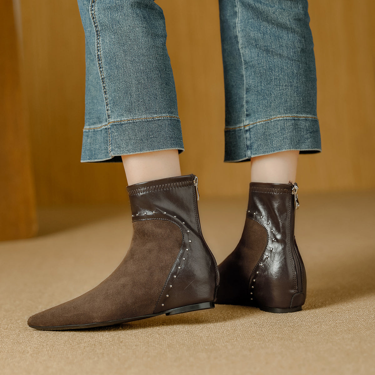 Women's Pointed Toe Suede Inner Height Increasing Stitching Comfortable Back Boots