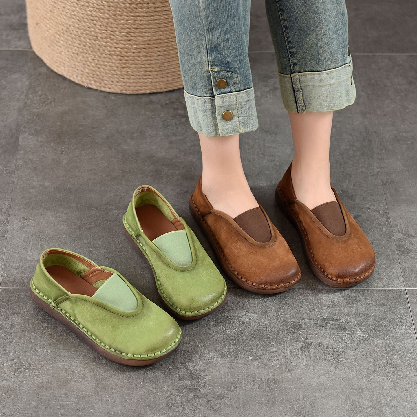 Women's First Layer Cowhide Flat Retro Round Head Pumps Comfortable Soft Women's Casual Shoes