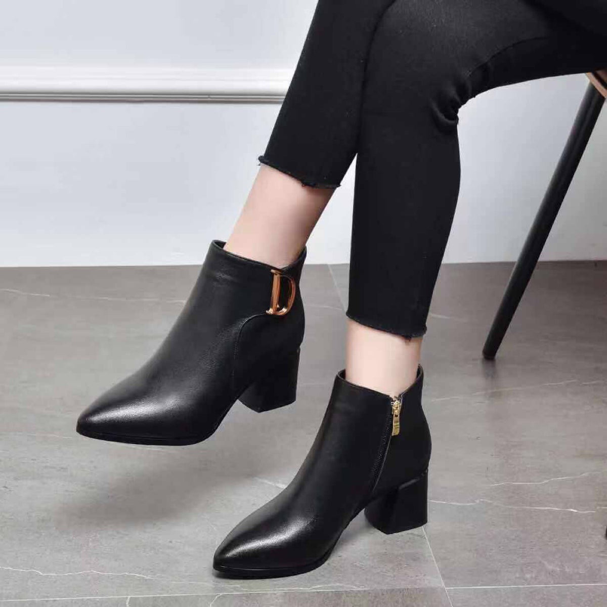 Women's Mid Booties Frosted Sheepskin Fleece-lined Thick Boots