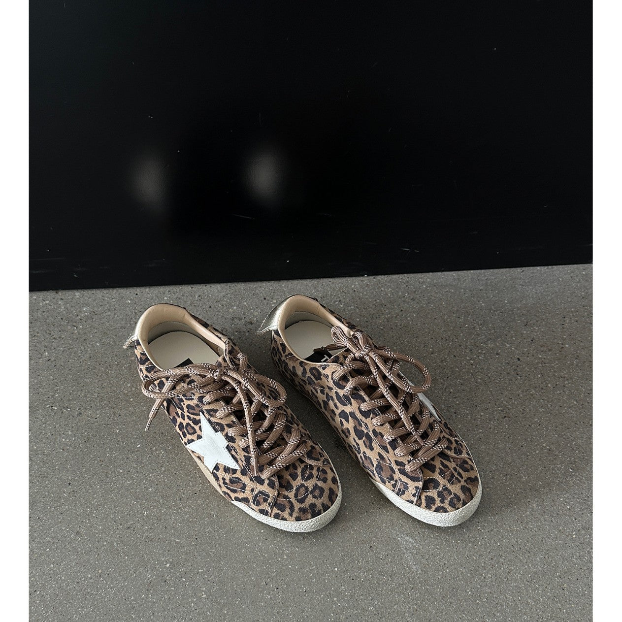 Women's Leopard Print Retro Distressed Star Height Increasing Insole German Training Women's Casual Shoes