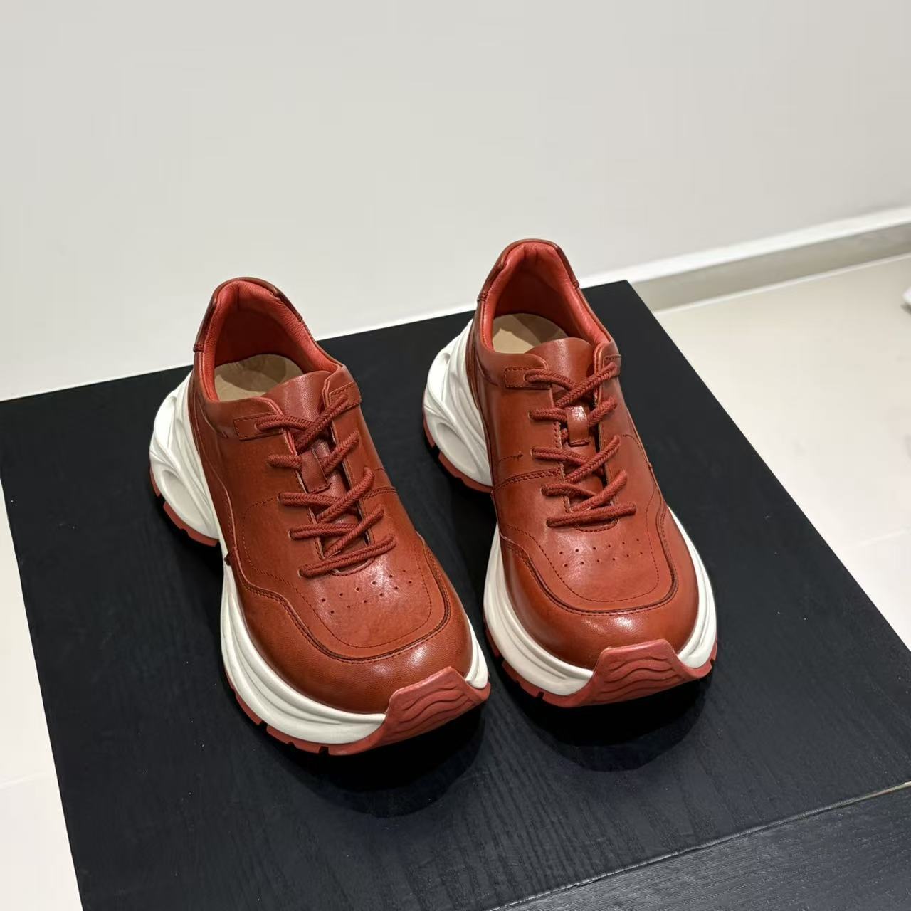 Women's Horse Dad Autumn Genuine Thick Bottom Small Height Women's Sports Shoes