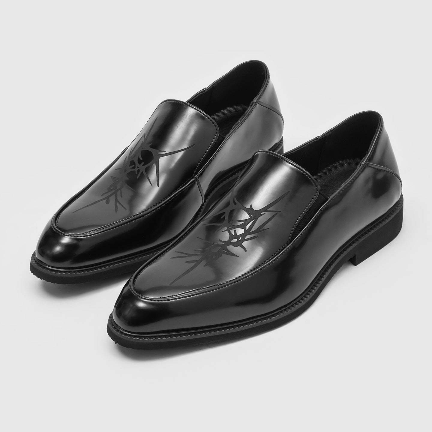Men's British Style Height Increasing Thorns Pointed Slip-on Platform Men's Casual Leather Shoes