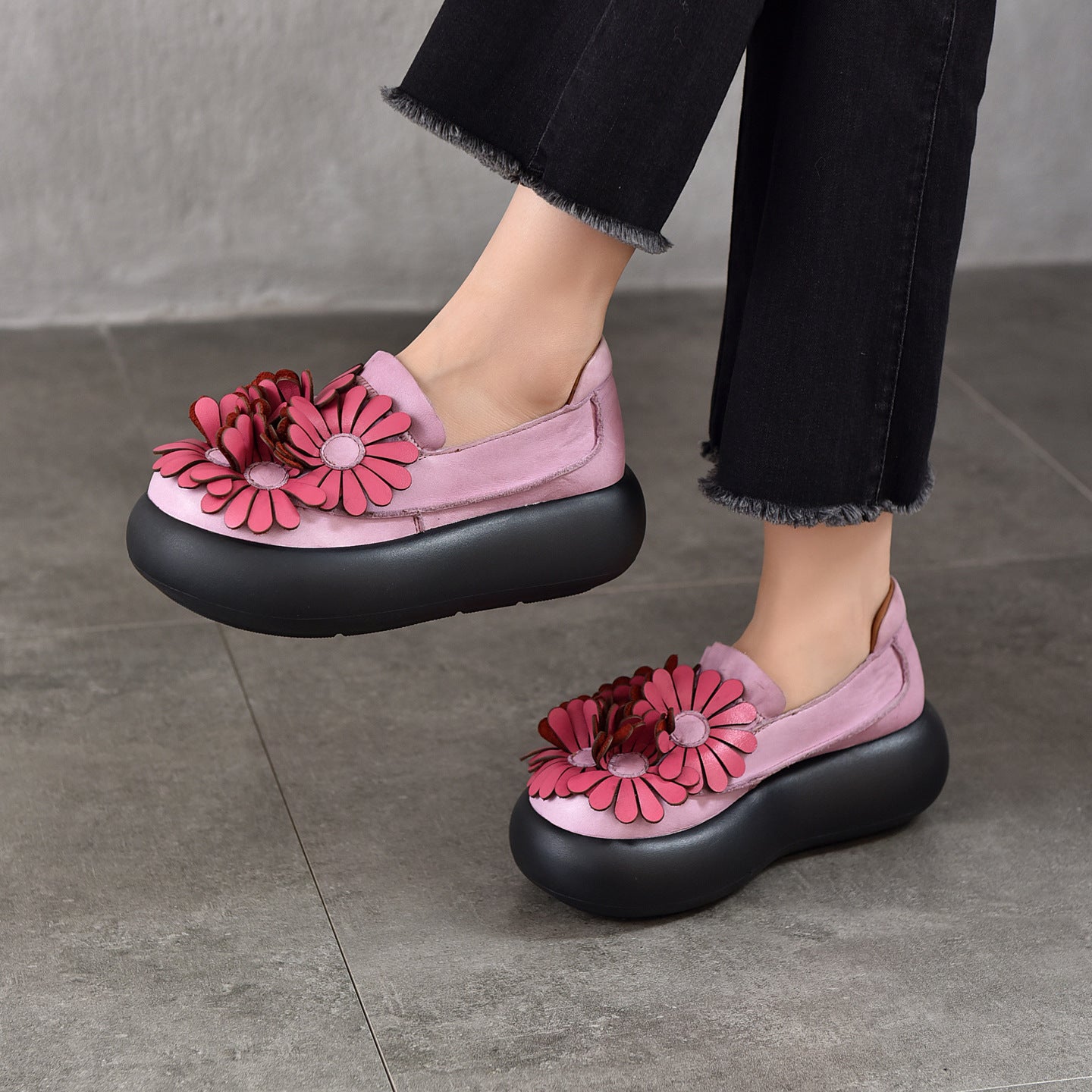 Women's Cowhide Retro Artistic Large Flower Thick Bottom Platform Spring Low Women's Casual Shoes