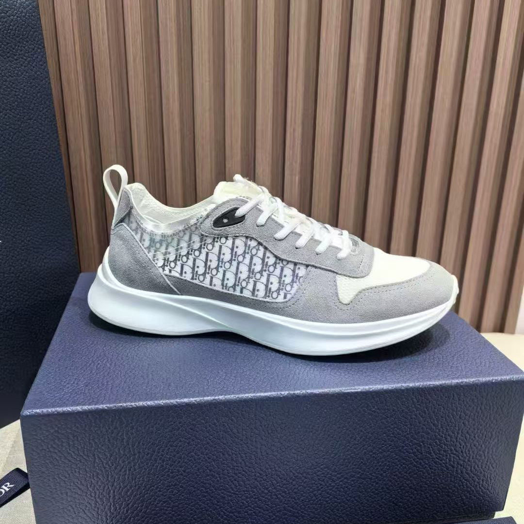 Men's Mesh Breathable Fashion Lace Up Round Toe Comfortable Men's Sports Shoes