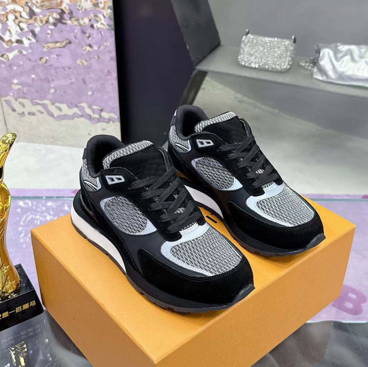 Men's Donkey's High Version Drawer Box Platform Height Increasing Round Sneakers