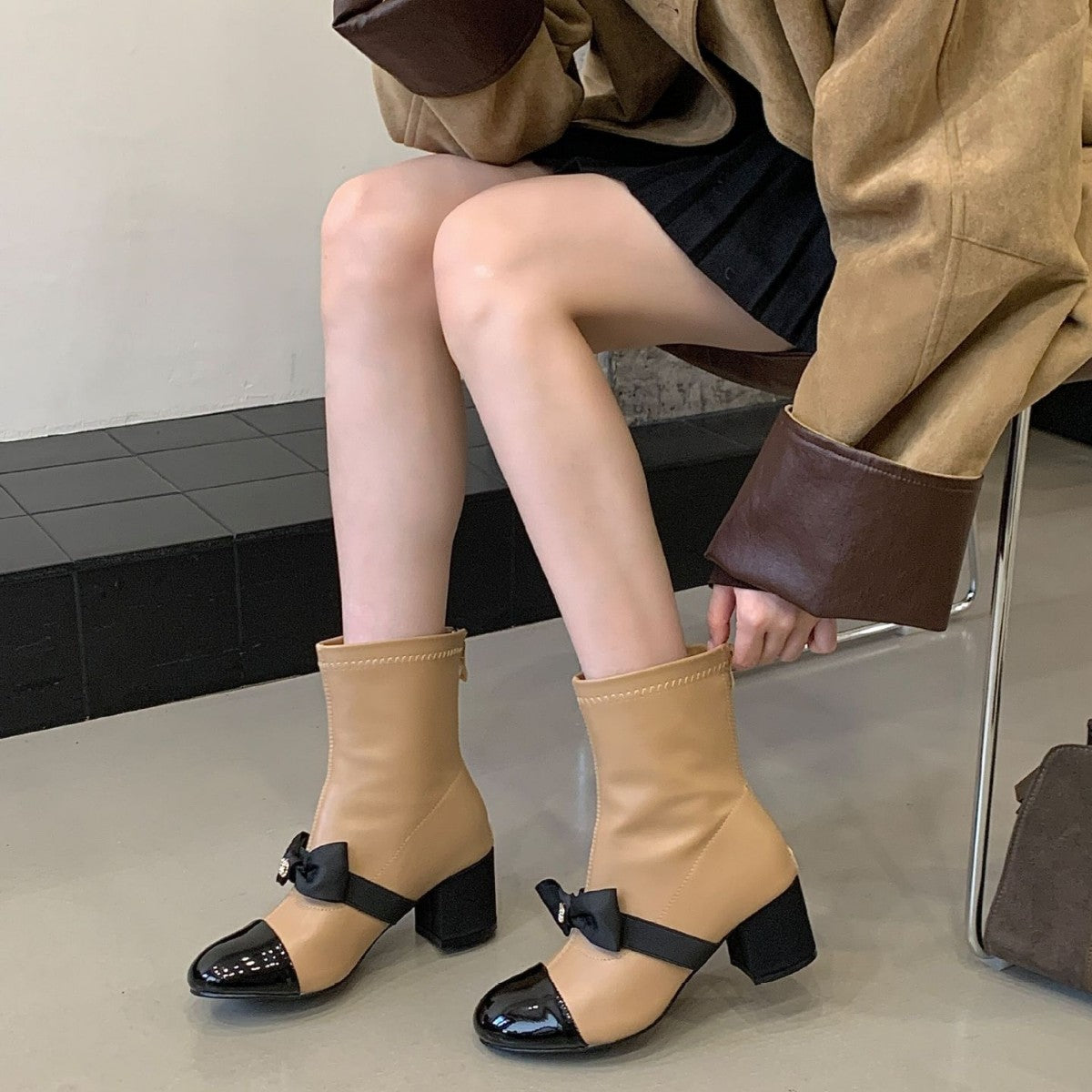Women's Style French Bow Color Block Chunky Princess Wind Chain Chelsea Boots