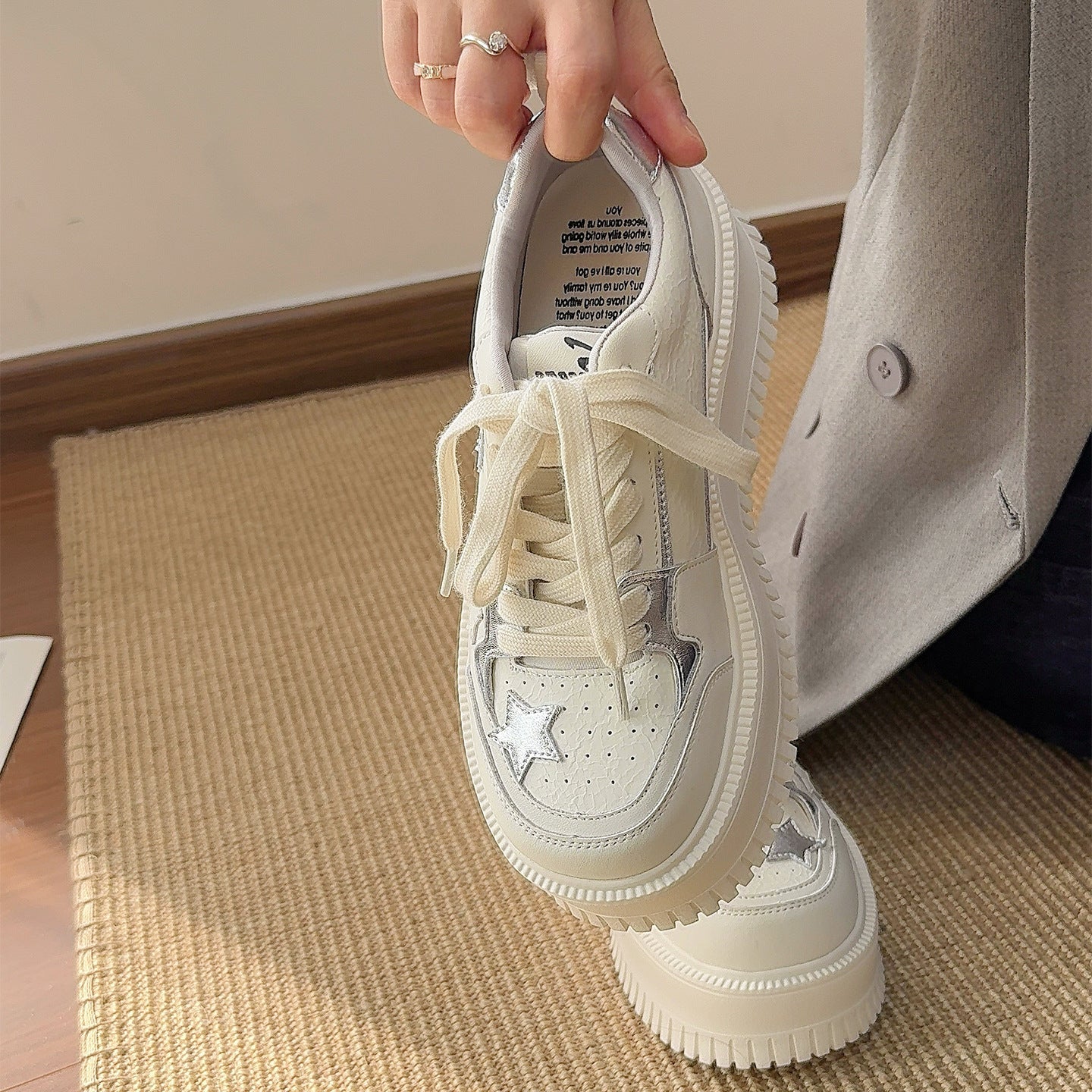 Height Increasing Genuine Platform White Super Hot Portable Small Popular Sneakers