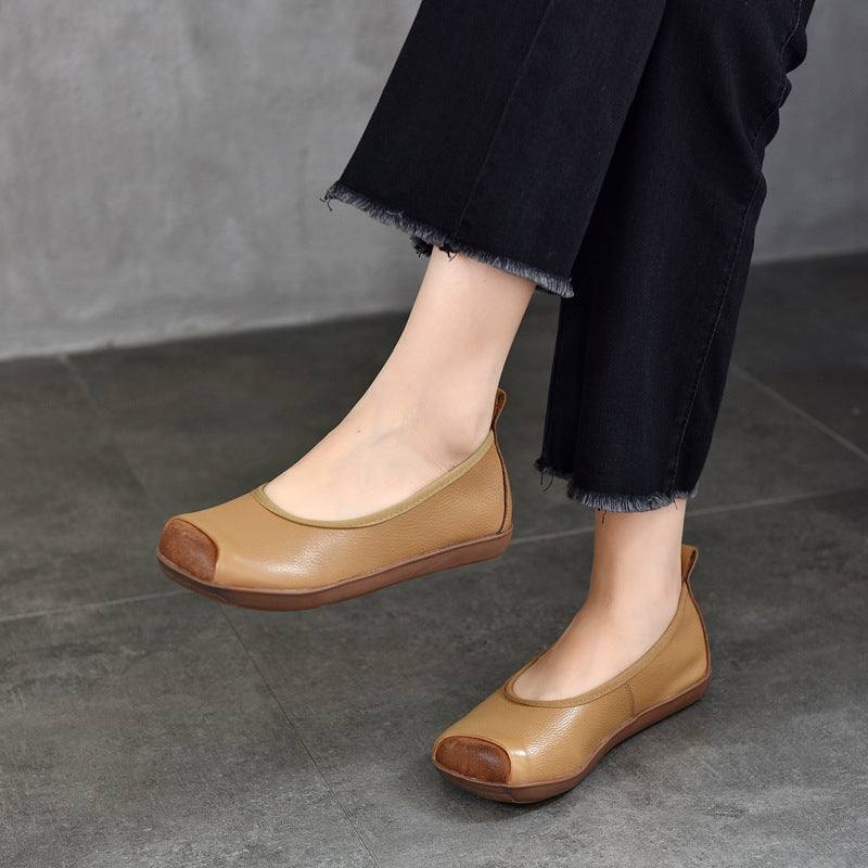 Women's Retro Artistic Square Toe Shallow Mouth Leather Shoes